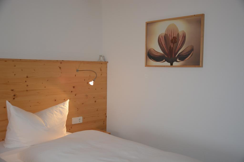 Hotel Hochwald บาด ลีเบินเซลล์ ภายนอก รูปภาพ
